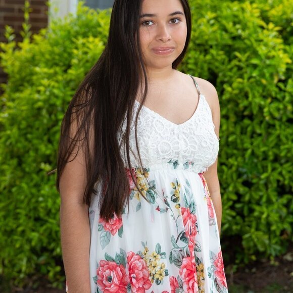 Dressday Floral Maxi Dress With Back Out - Picture 10 of 14